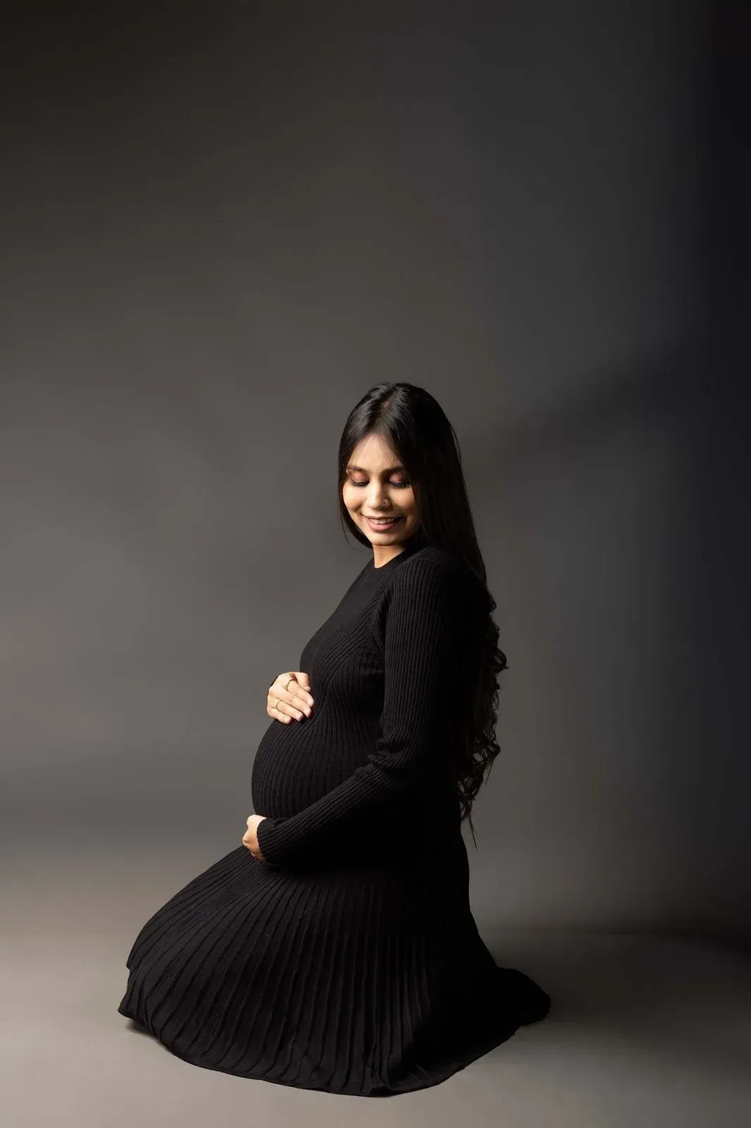 Premium fine-art maternity photography